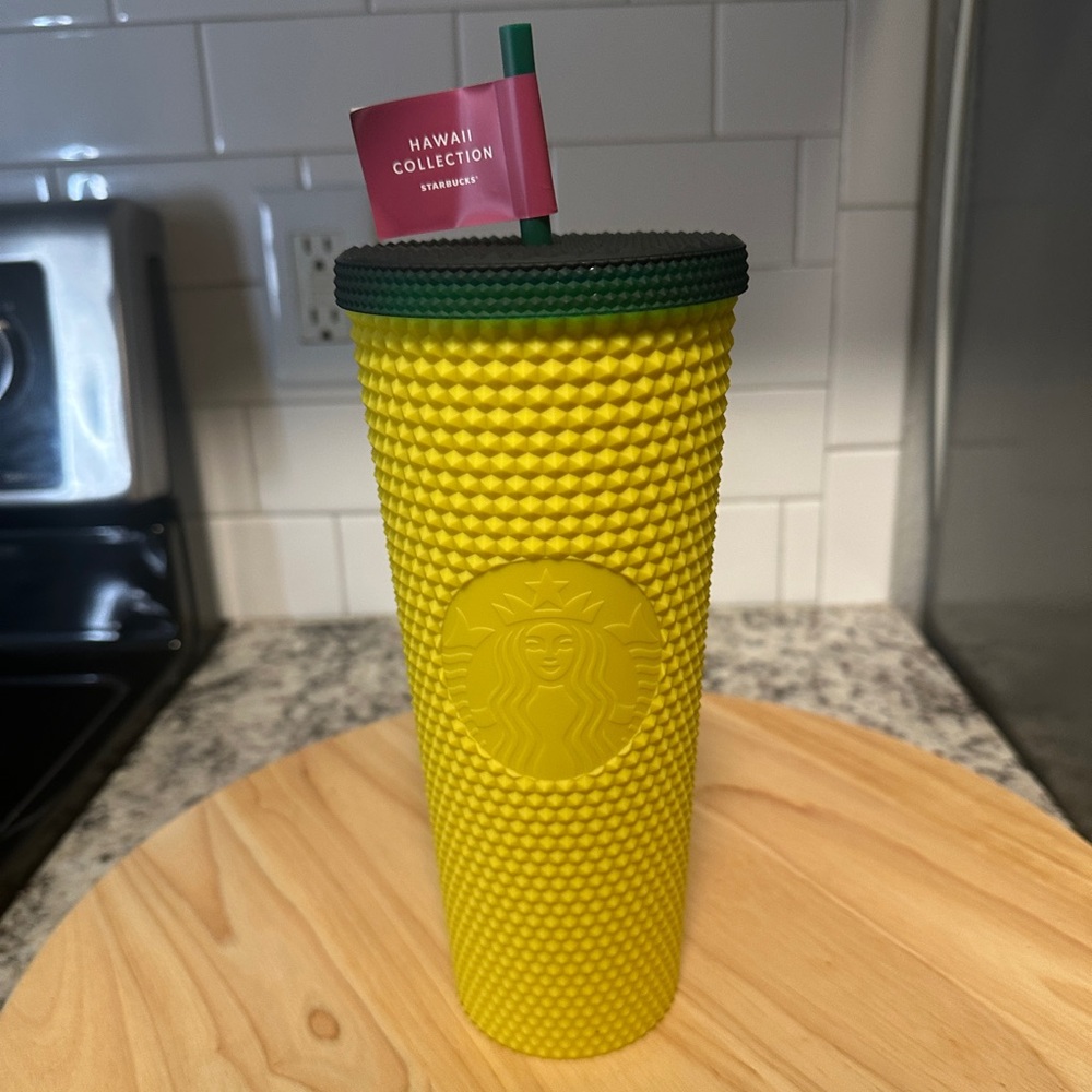 NWT Starbucks Hawaii Exclusive Collection Yellow Pineapple Tumbler